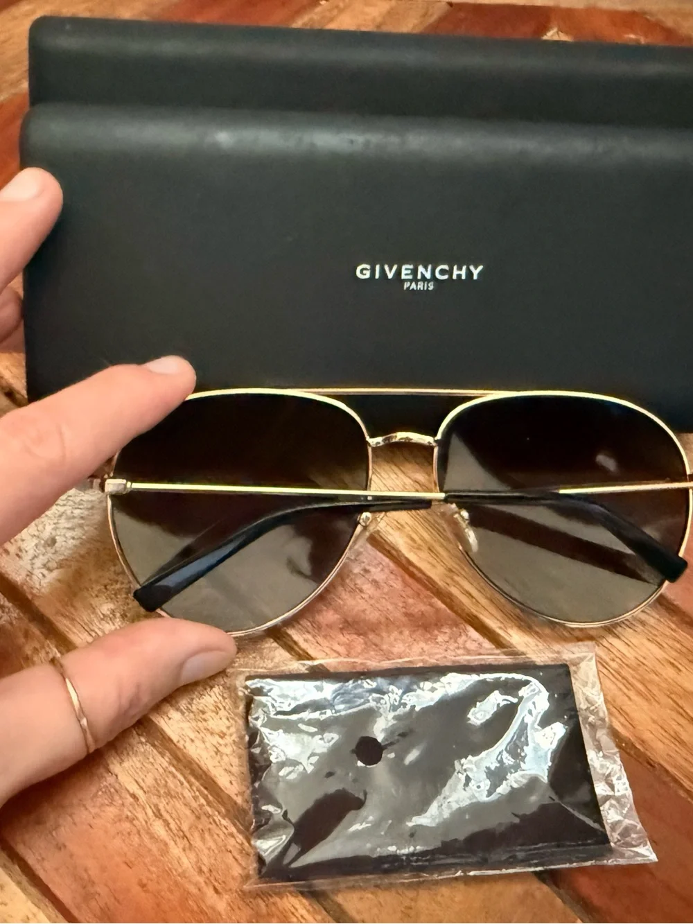 Givenchy Gold Aviator Sunglasses with Gradient Gray Lenses NEW - Picture 2 of 4